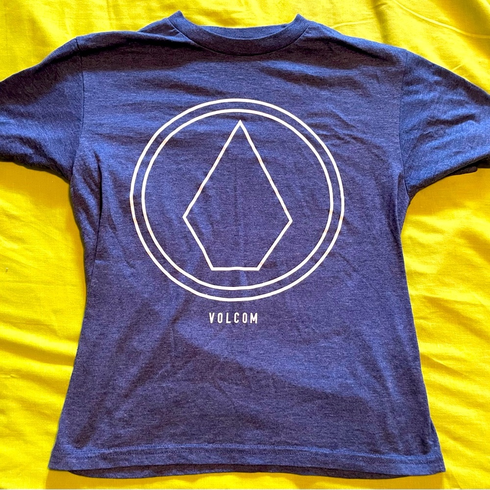 Boys size s heathers blue t shirt